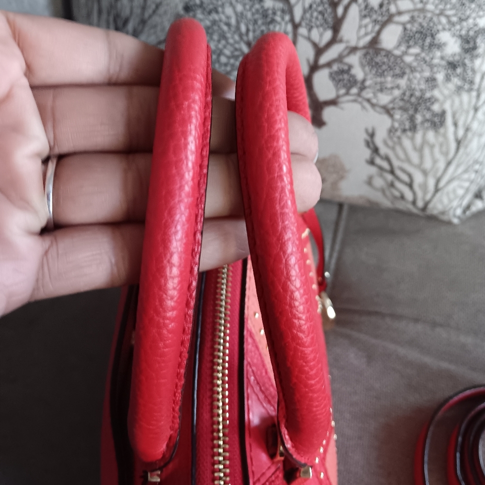 EUC Michael Kors Riley SATCHEL - Picture 9 of 15